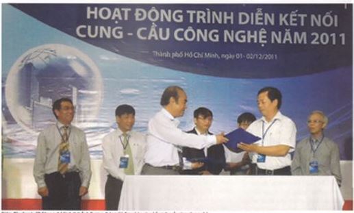 PGS.TS HÀ LƯƠNG TÍN – Giám đốc công ty   “TRĂN TRỞ VÌ NGUỒN NƯỚC SẠCH”